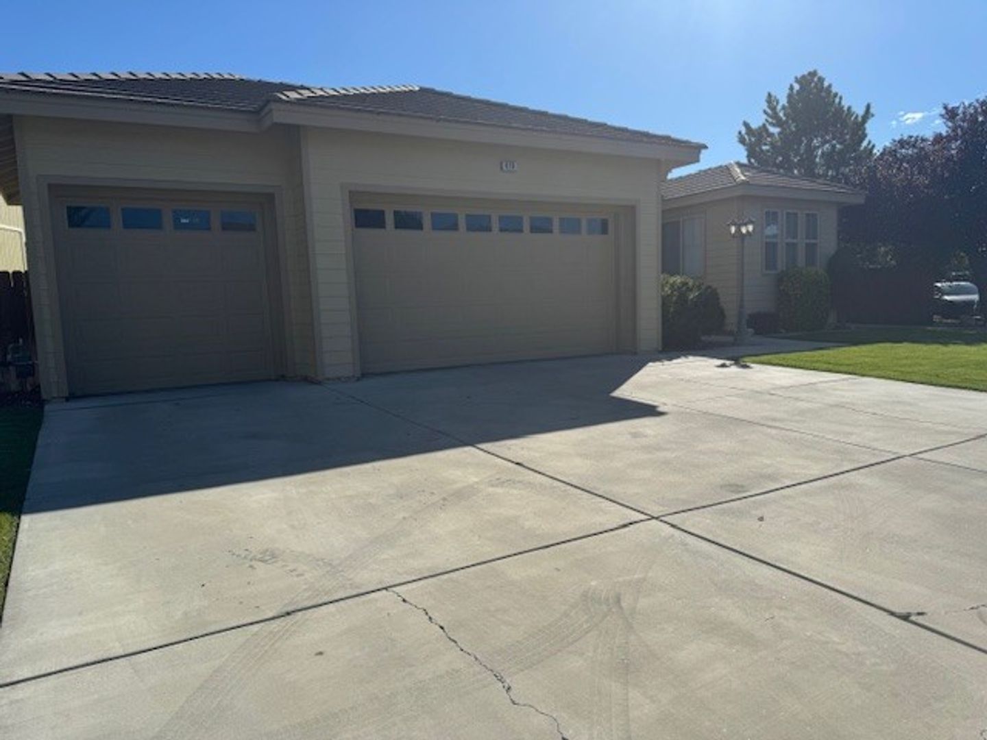 Dayton House: 419 La Costa Circle