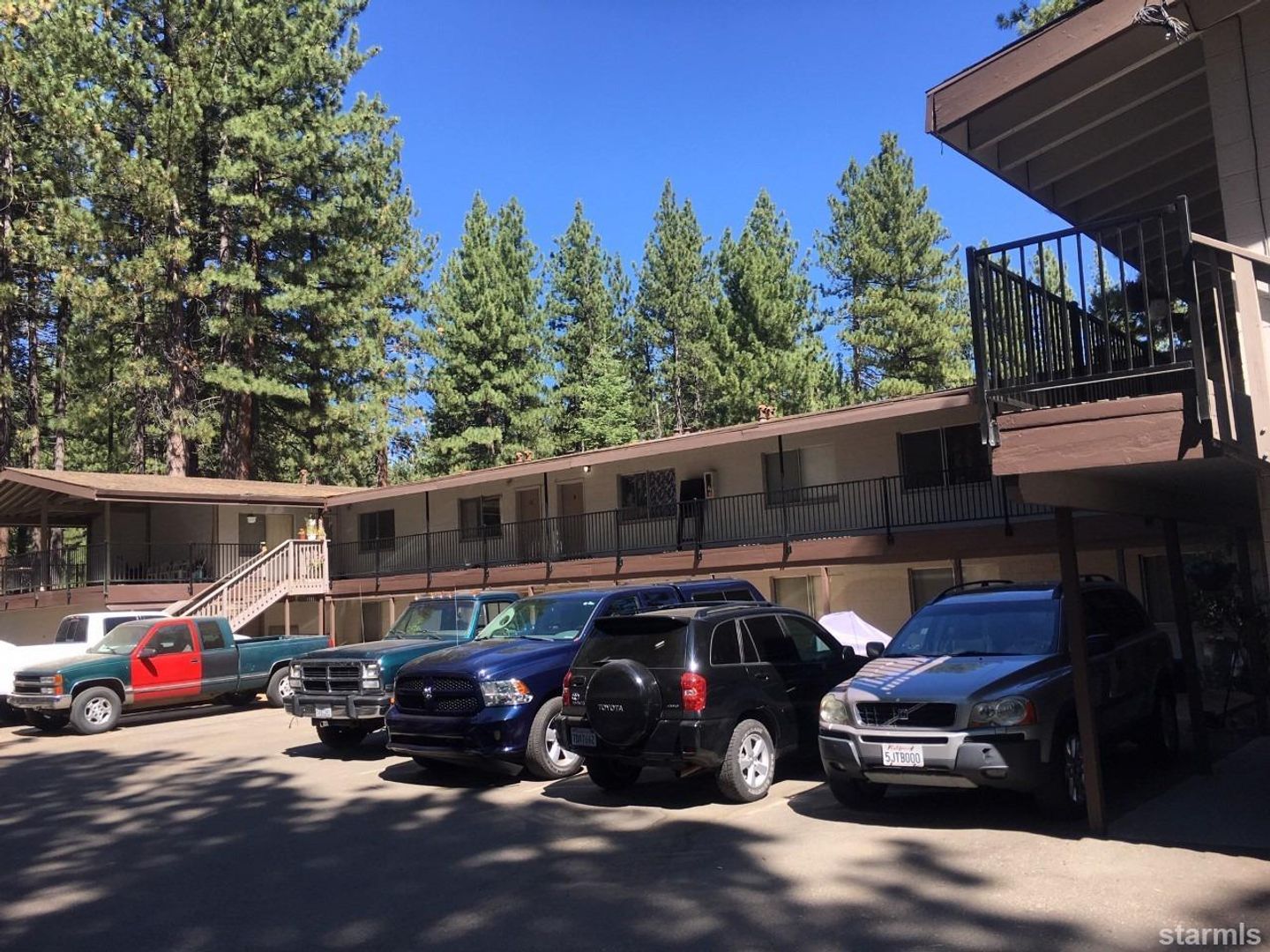 South Lake Tahoe Apartment: 1134 Third St