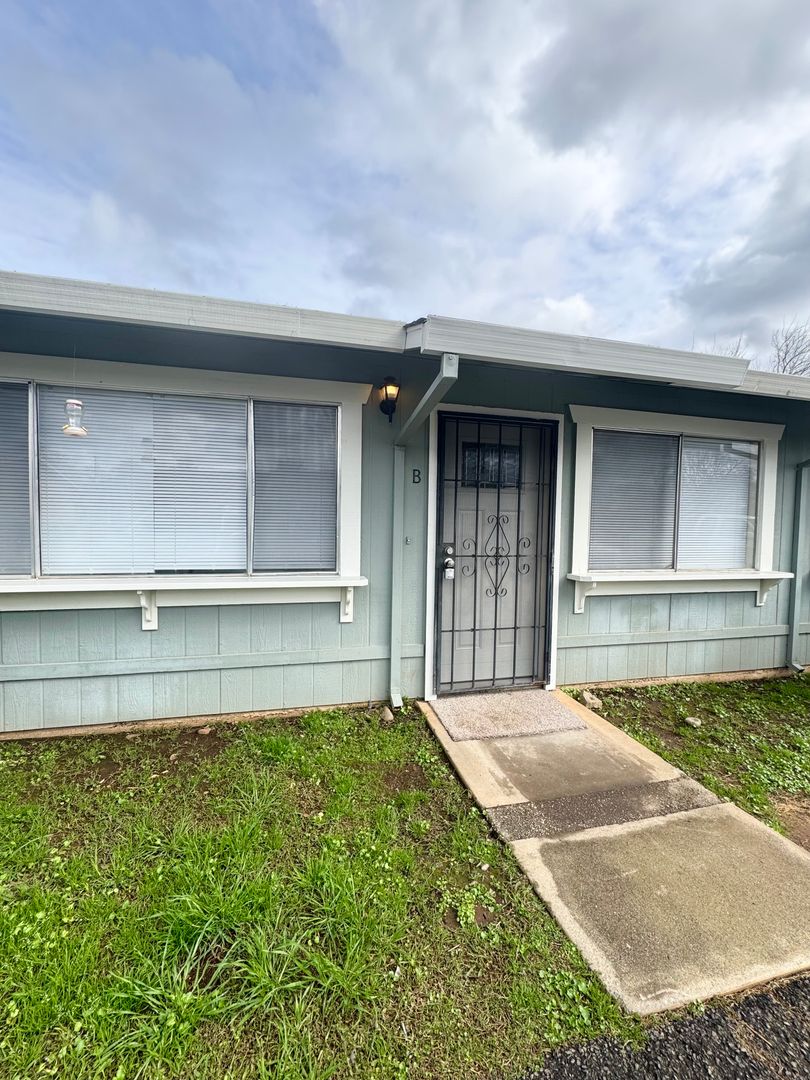 Redding Apartment: 2755 Ricky Lane