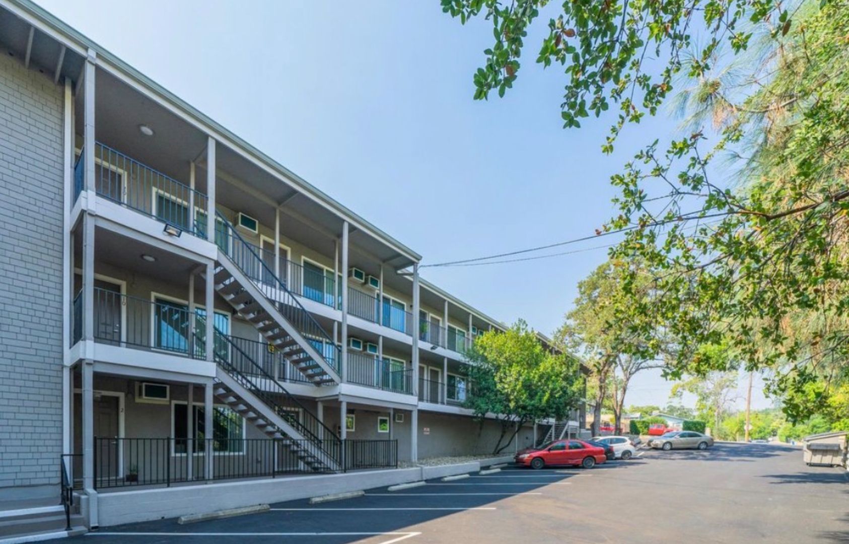 Redding Apartment: 1425 Magnolia Avenue