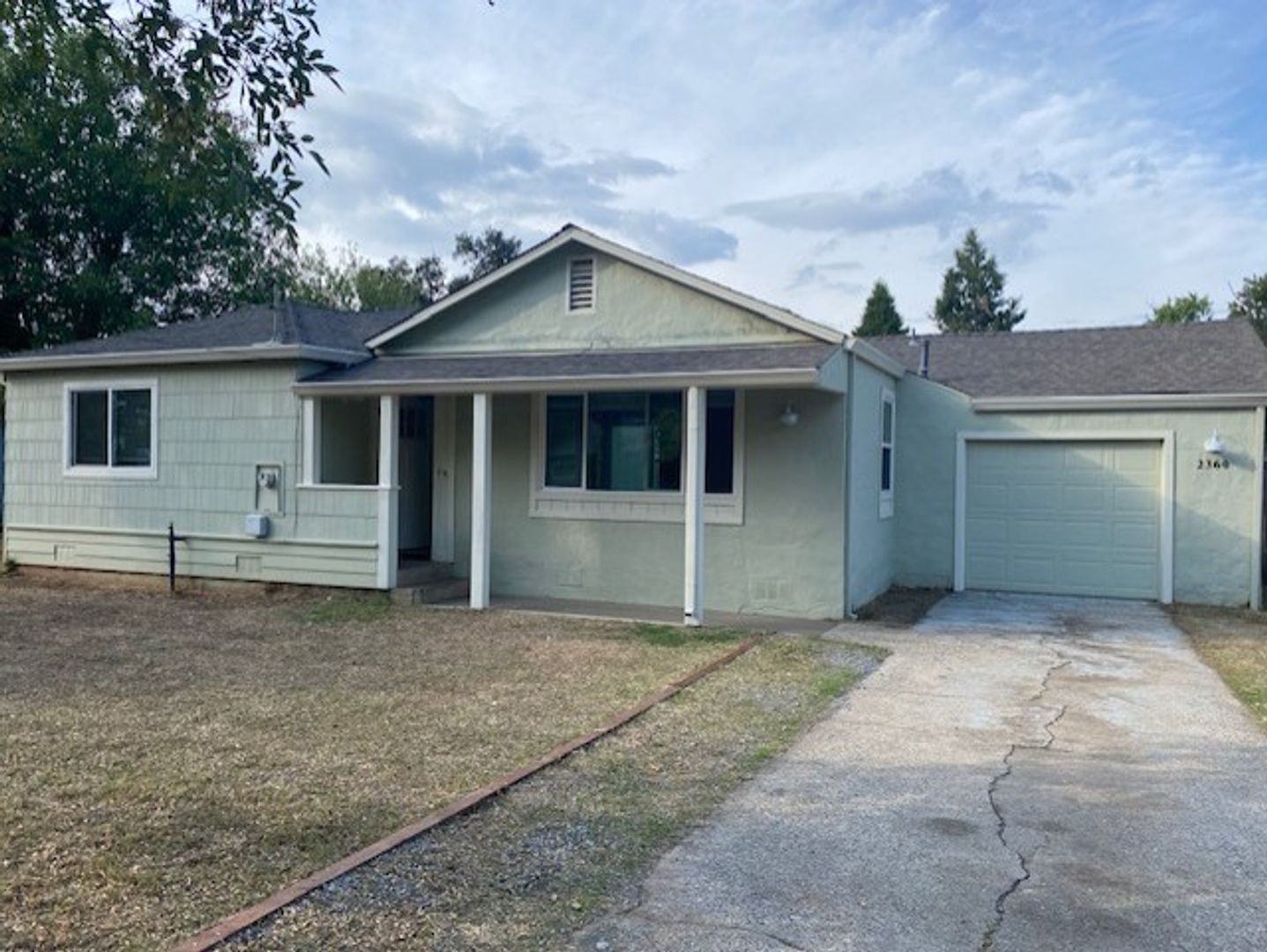 Redding House: 2360 Sacramento Drive