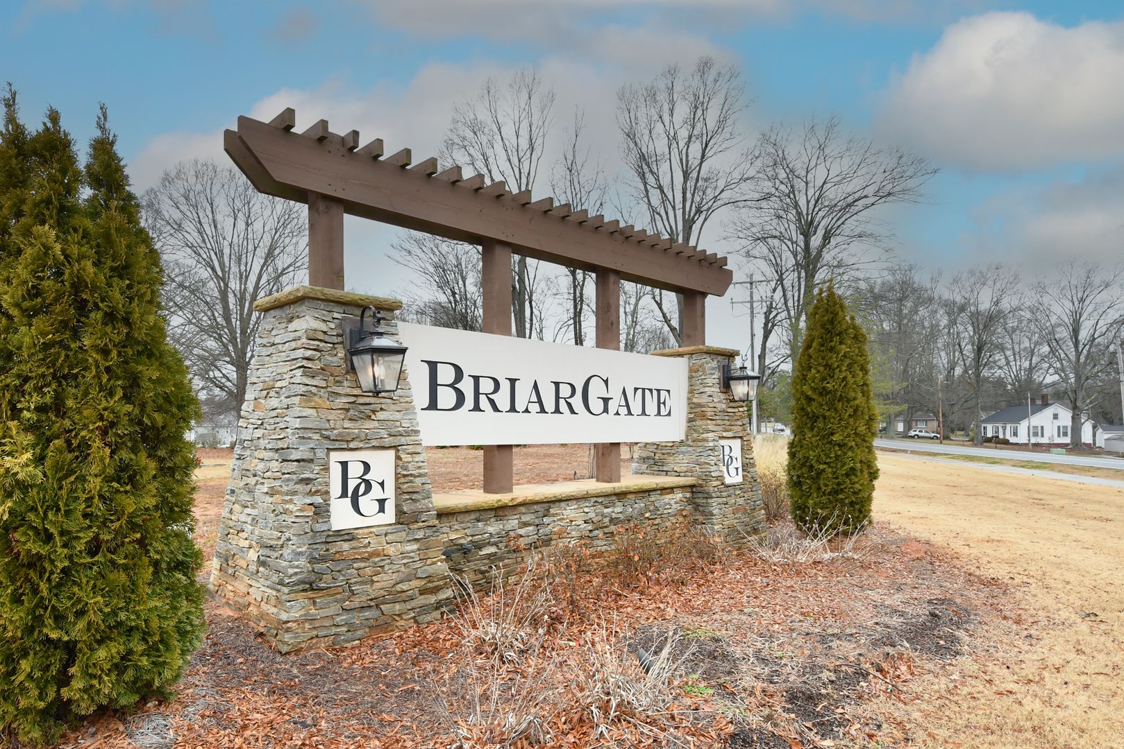 Mooresville House: 128 Suggs Mill Drive