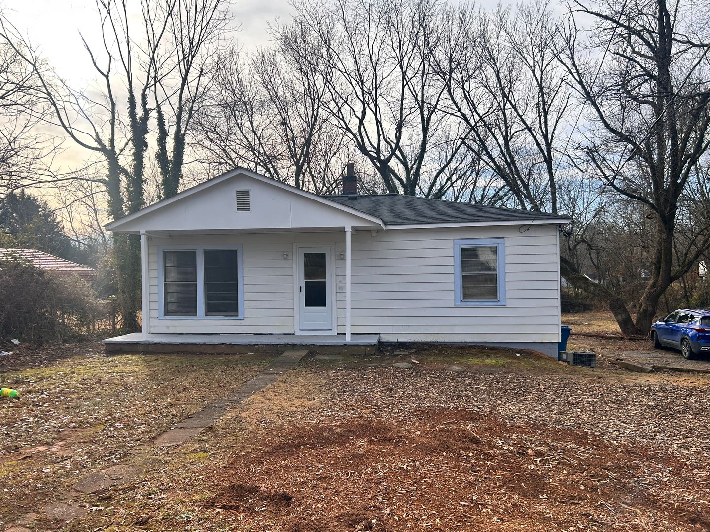 Hickory House: 1831 13th Ave SW