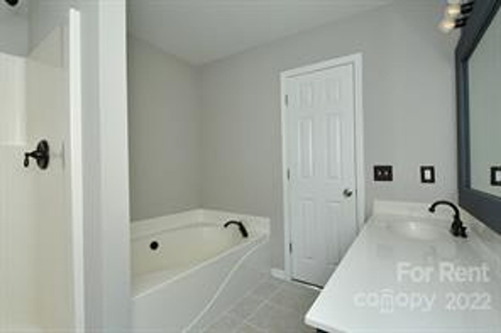 Mooresville House: 129 Bosburg Dr