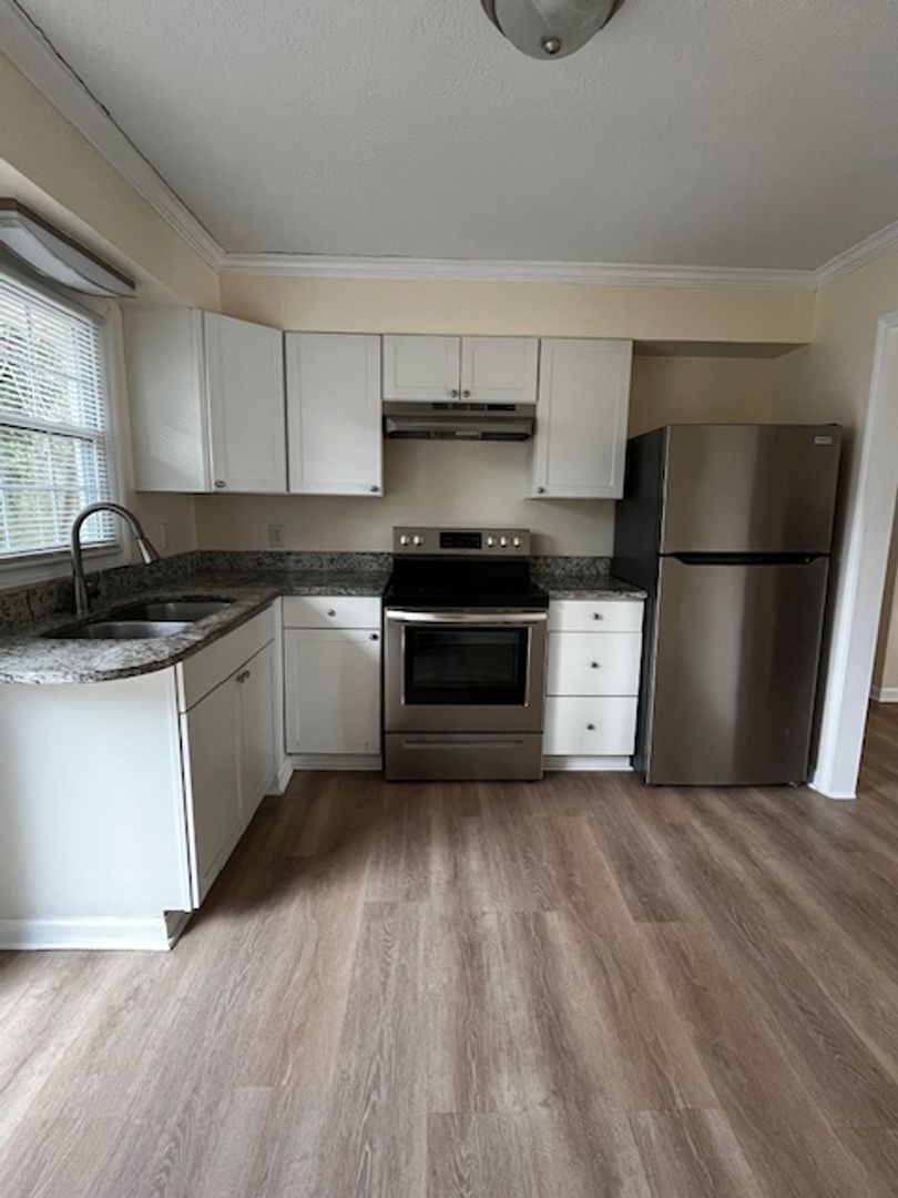 Asheboro House: 435 Ross Street