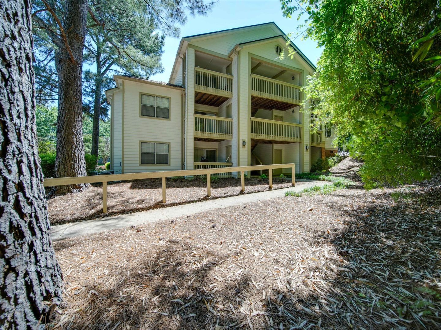 Charlotte Townhome: 1052 Churchill Downs Court