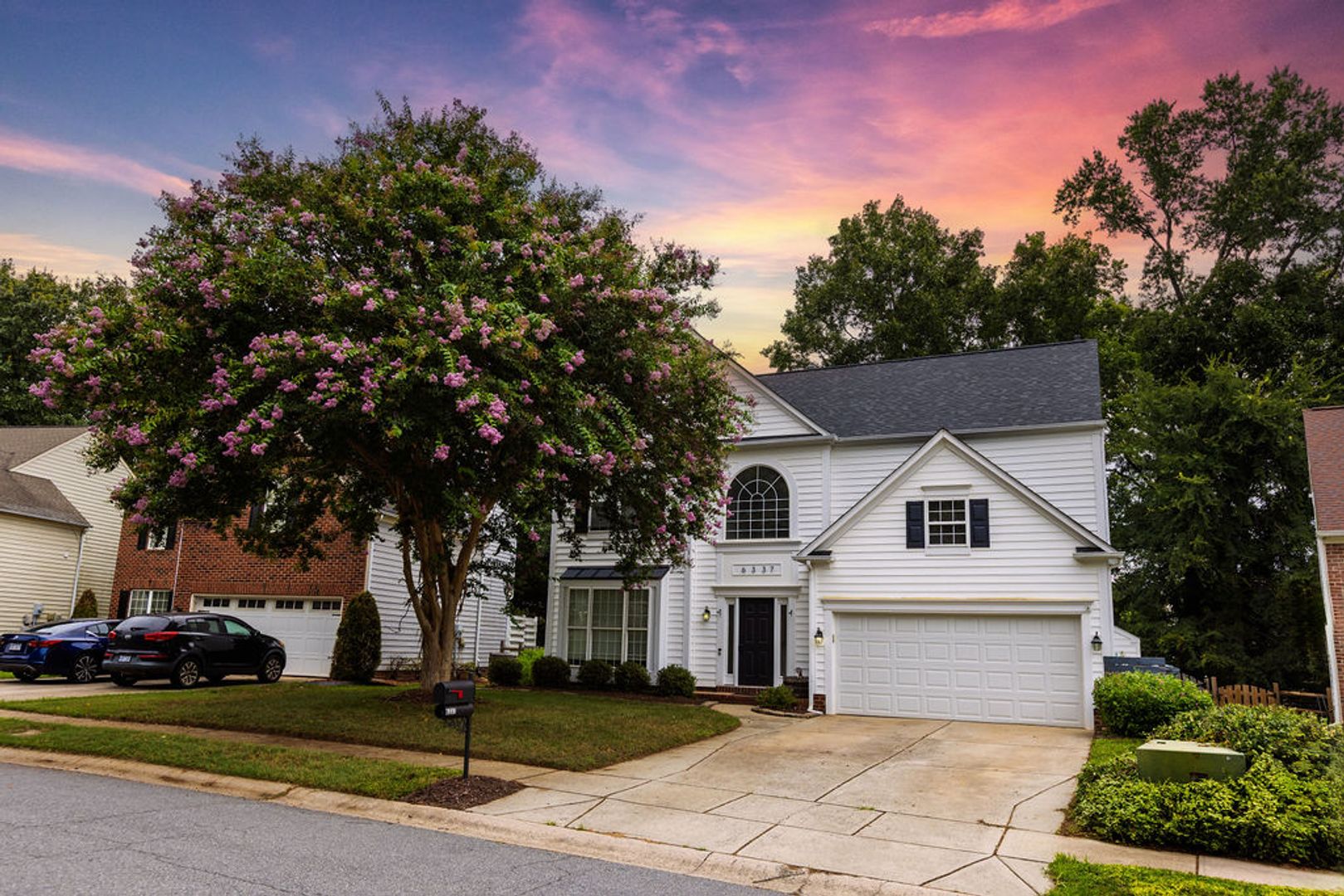 Charlotte House: 6337 Elderslie Drive