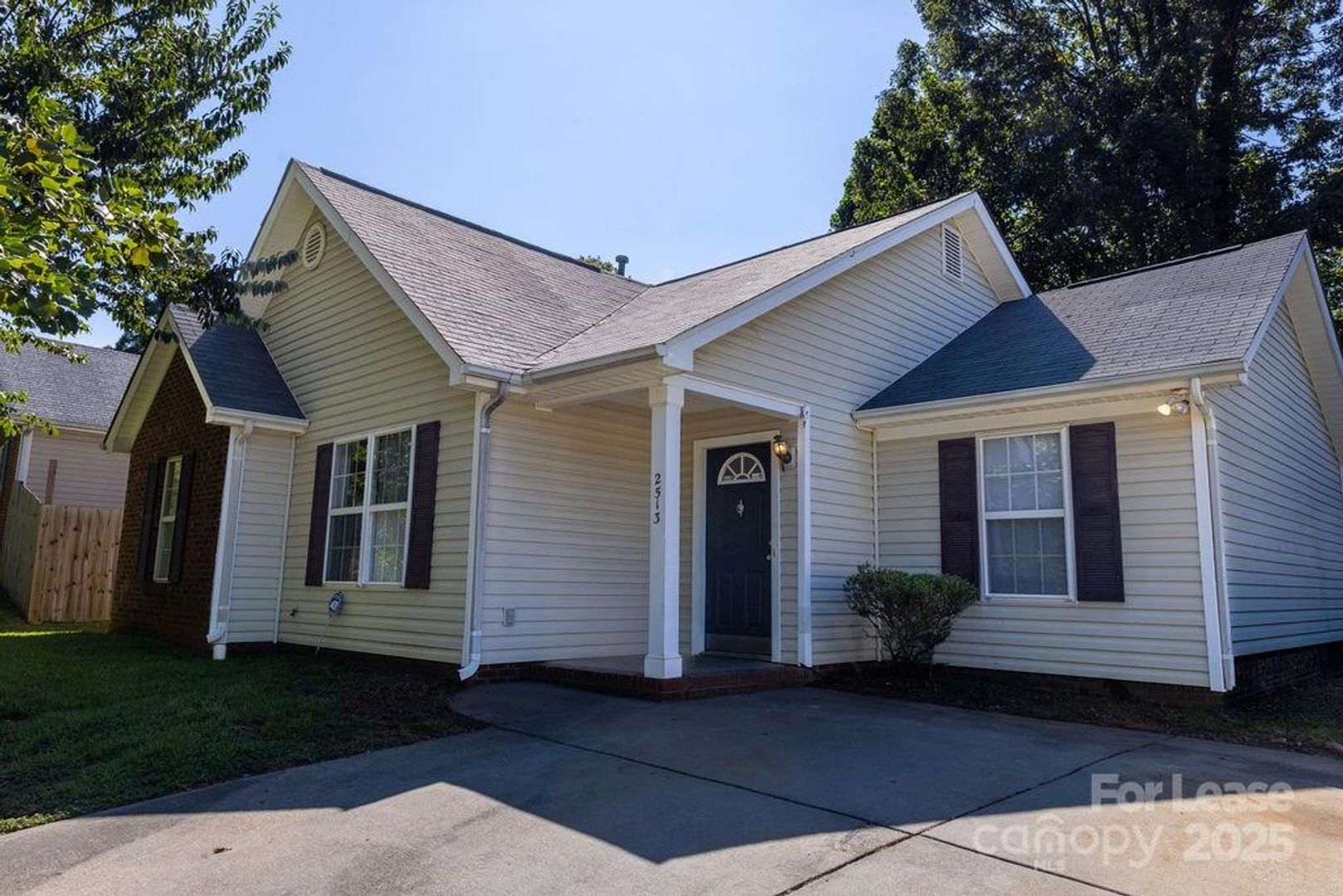 Charlotte House: 2513 Hemby Woods Dr