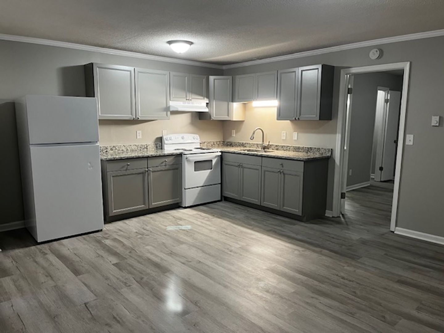 Asheboro House: 1955 Lakeview Road Unit H