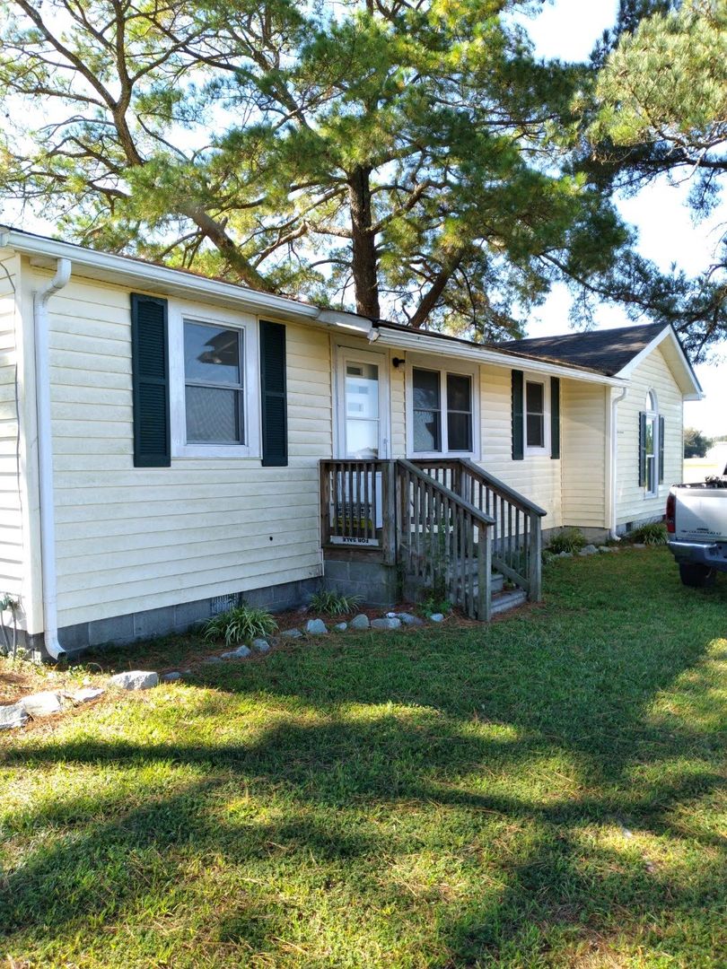 Sunbury House: 116 Cooper Rd