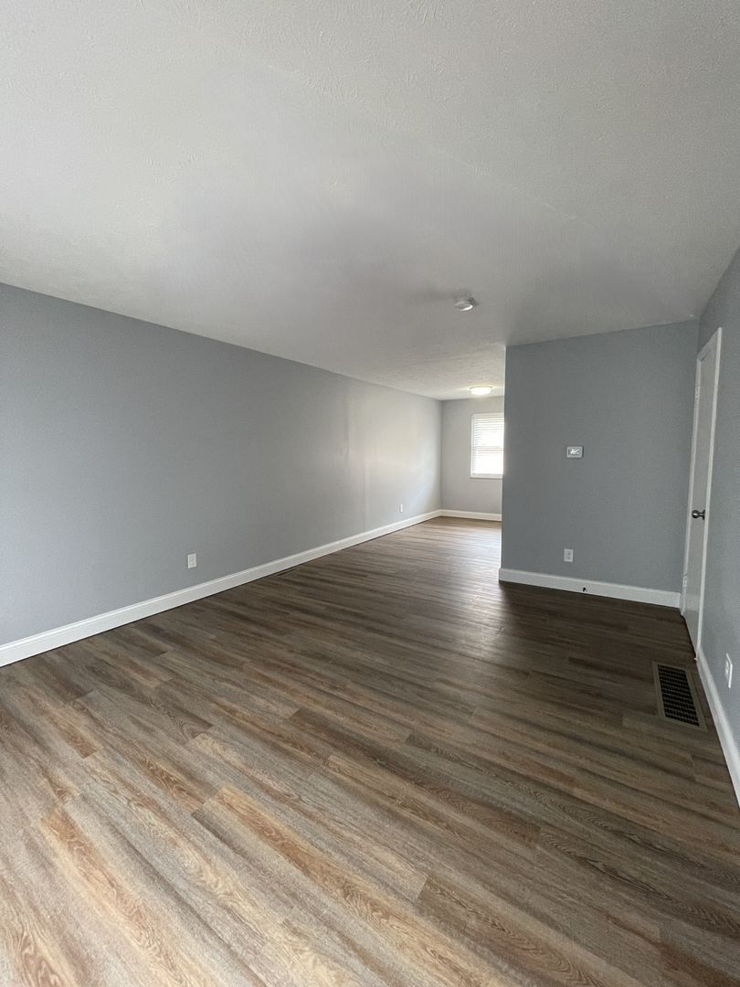 Columbus Townhome: 3409 Bexvie Ave.