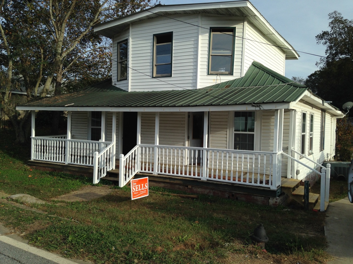 Grantville House: 24 Lagrange St
