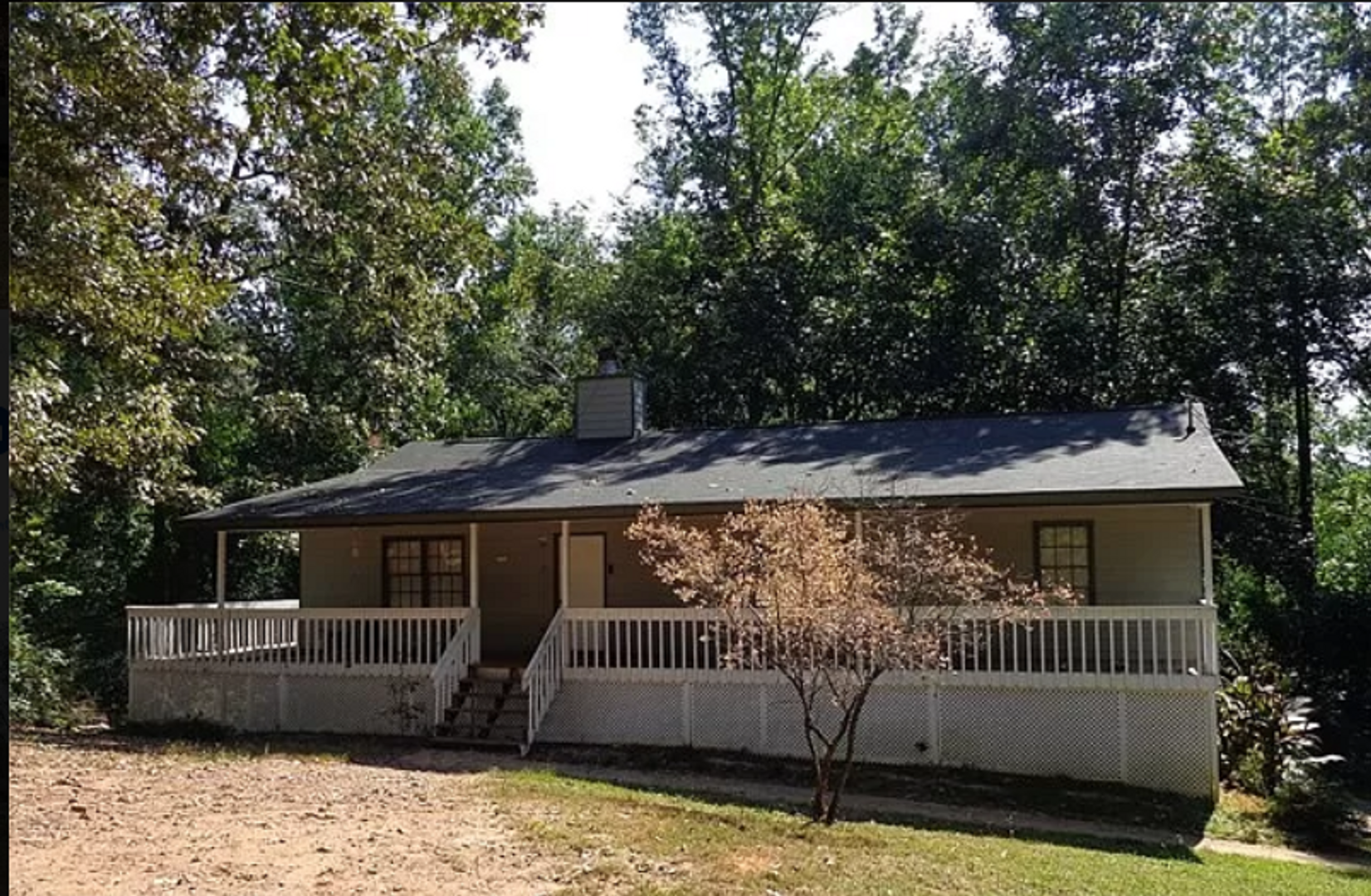 Newnan House: 15 Mallard Ln.