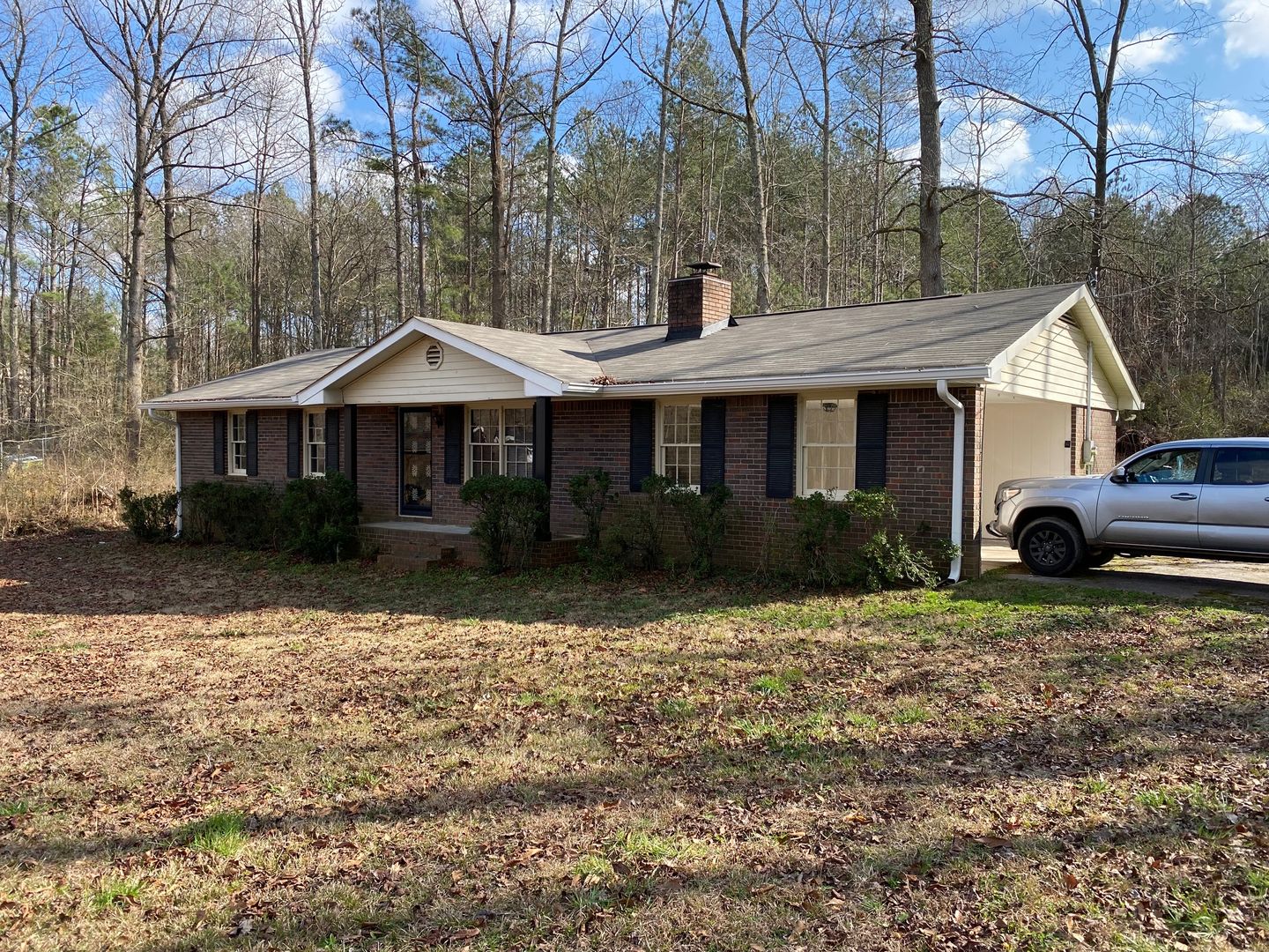 Newnan House: 75 Red Oak