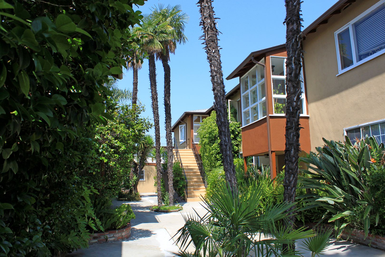Valley Village Apartment: 5501-05 Radford Avenue