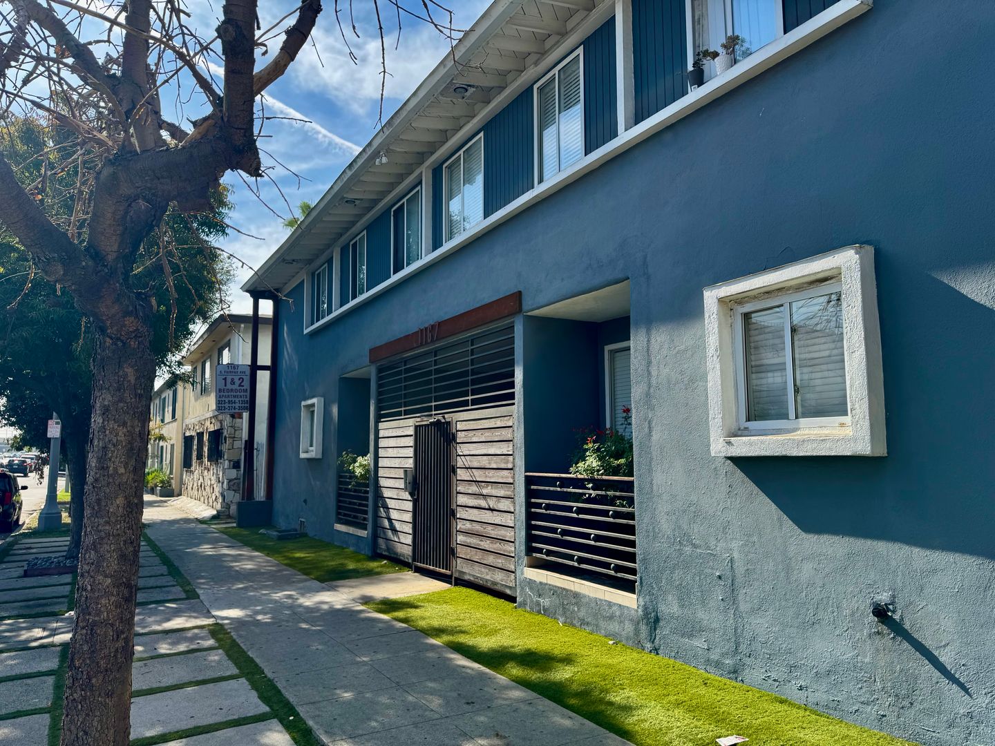 Los Angeles Apartment: 1167 So. Fairfax Avenue