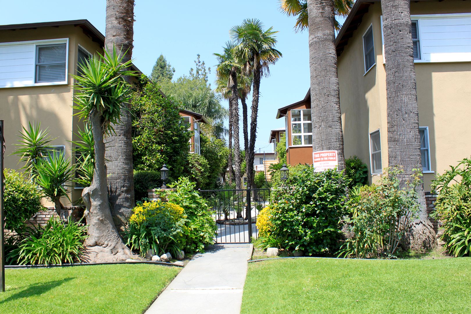 Valley Village Apartment: 5501-05 Radford Avenue