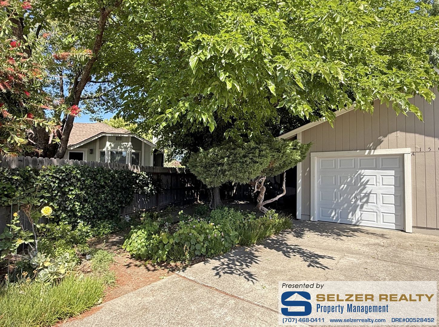 Ukiah Apartment: 1500 Riesling Ct.