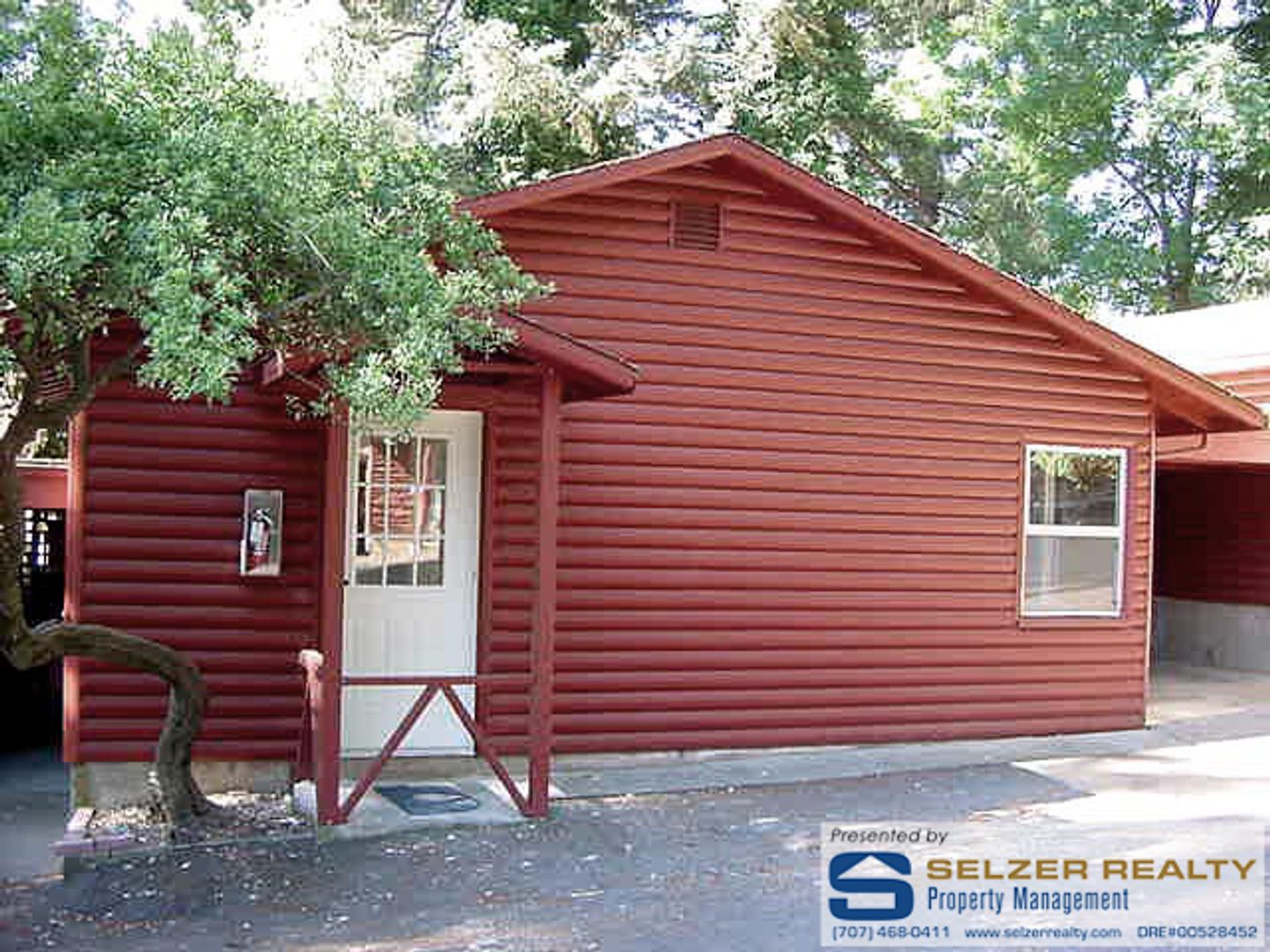 Ukiah Apartment: 1420 Knob Hill Rd.