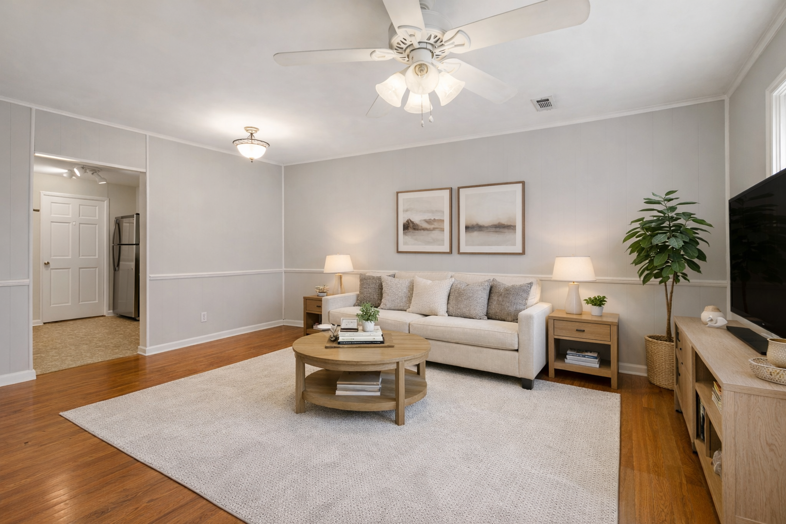 Charleston Apartment: 409 Betsy Road