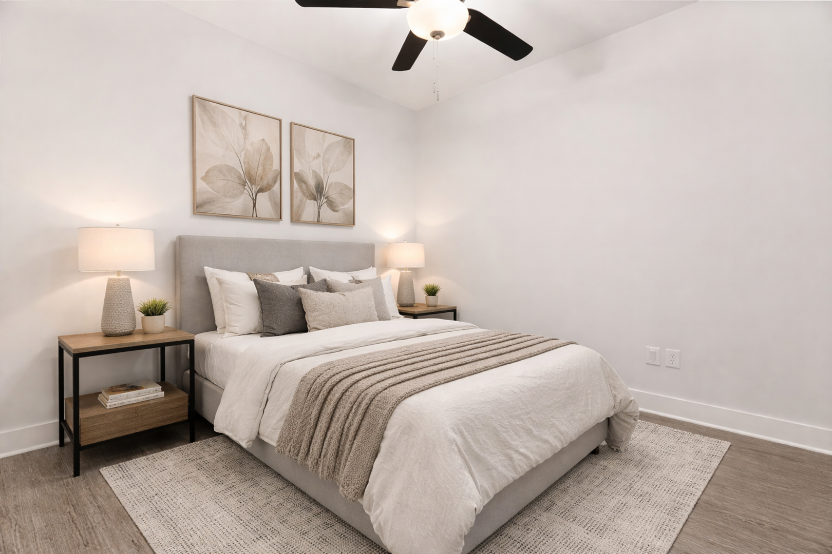 Charleston Apartment: 1000 King Street