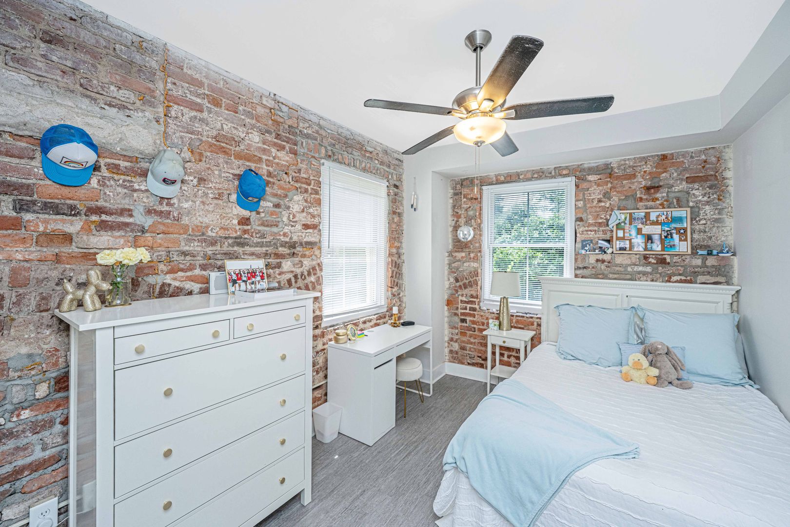 Charleston Apartment: 1000 King Street