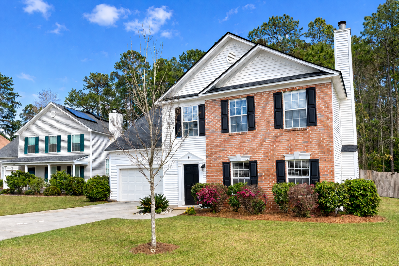 Summerville House: 275 Dunning Rd