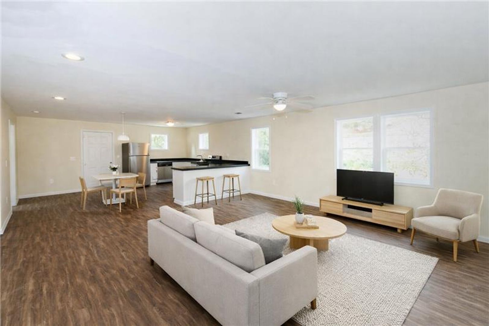 Charleston House: 1849 Doscher Avenue