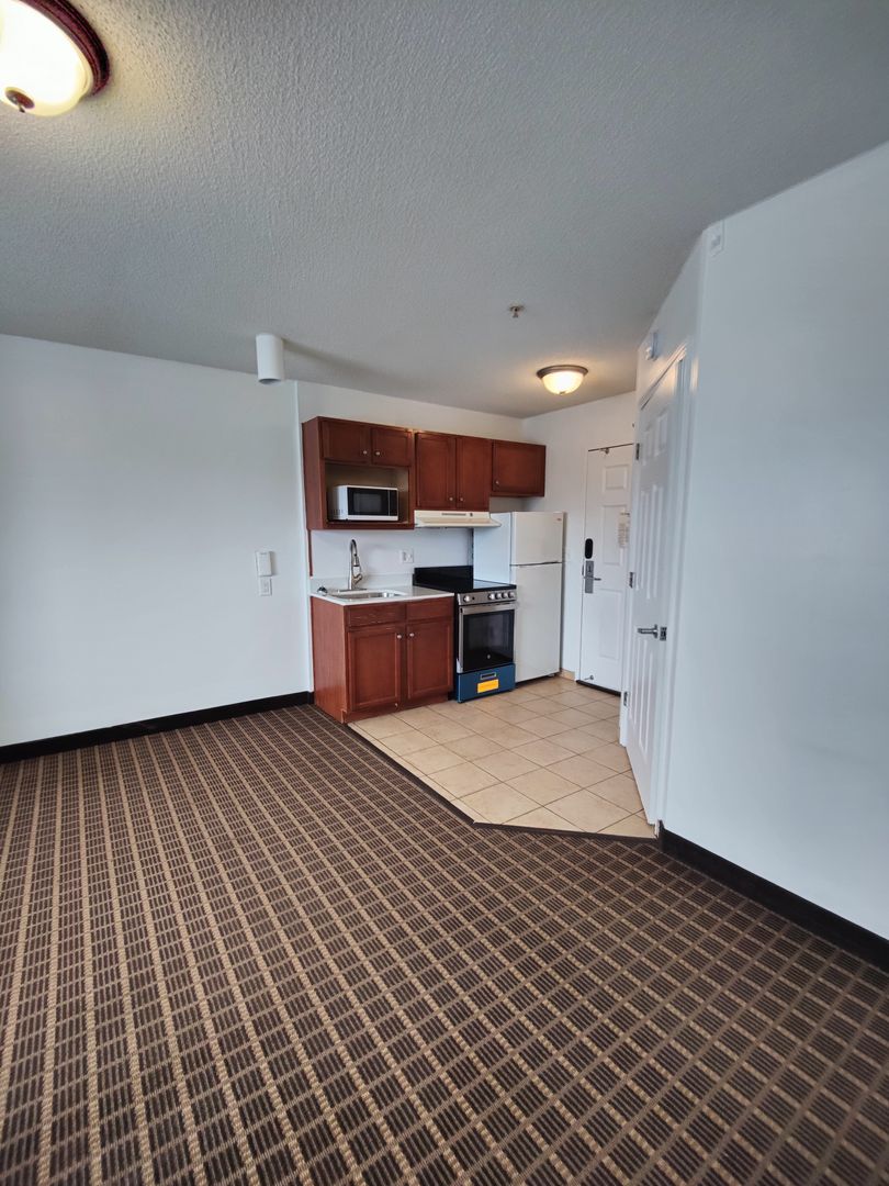 North Charleston Apartment: 7582 Stafford Road