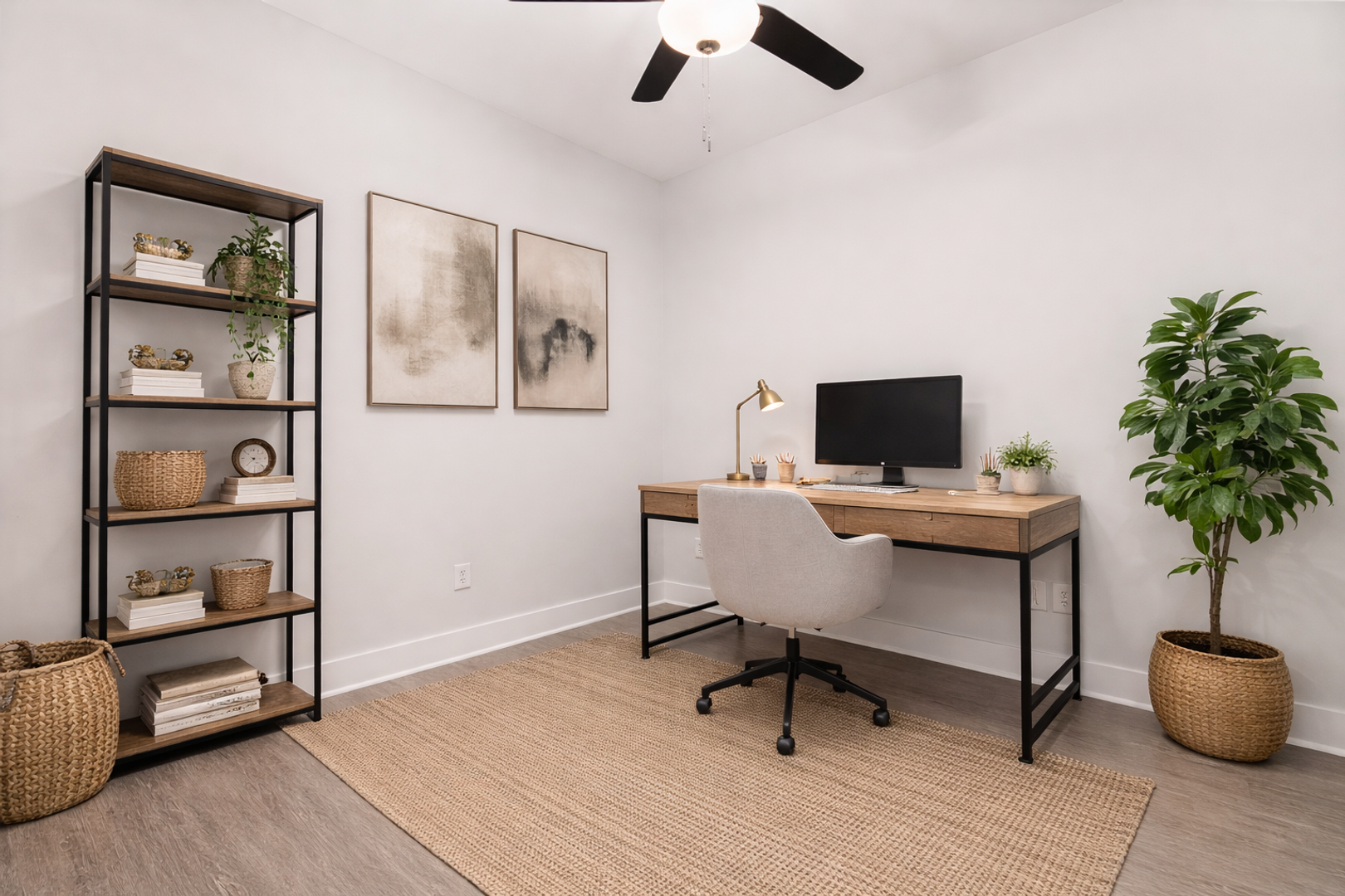 Charleston Apartment: 1000 King Street