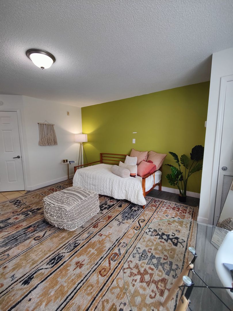 North Charleston Apartment: 7582 Stafford Road