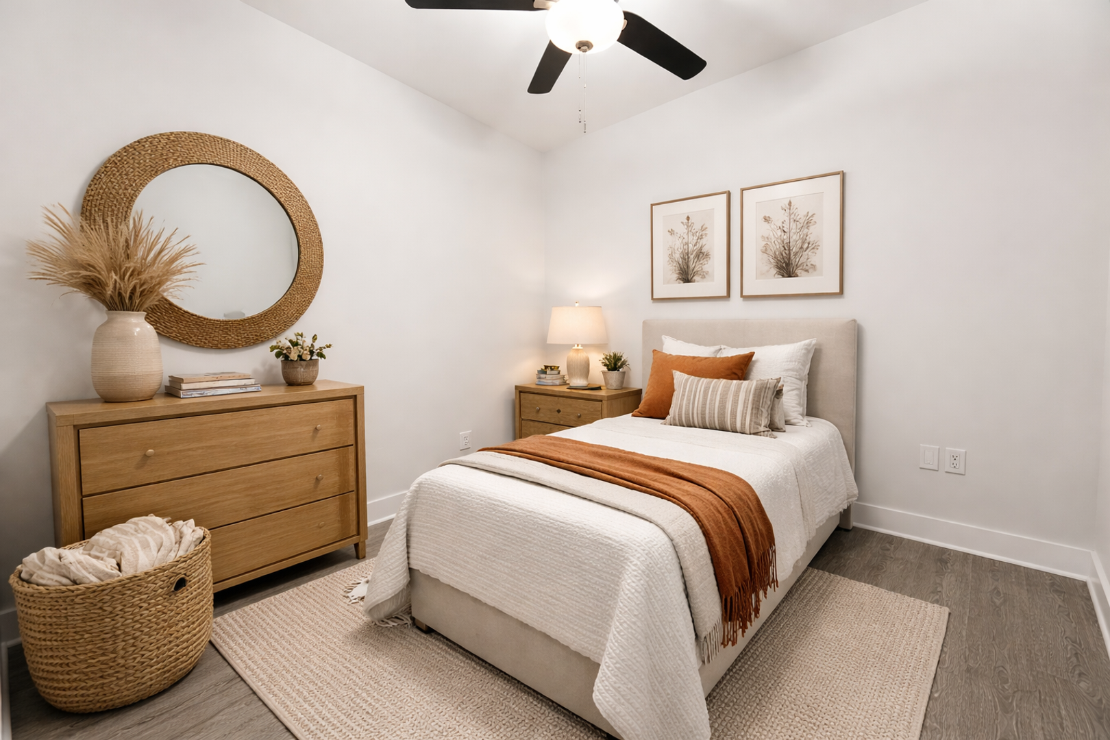 Charleston Apartment: 1000 King Street