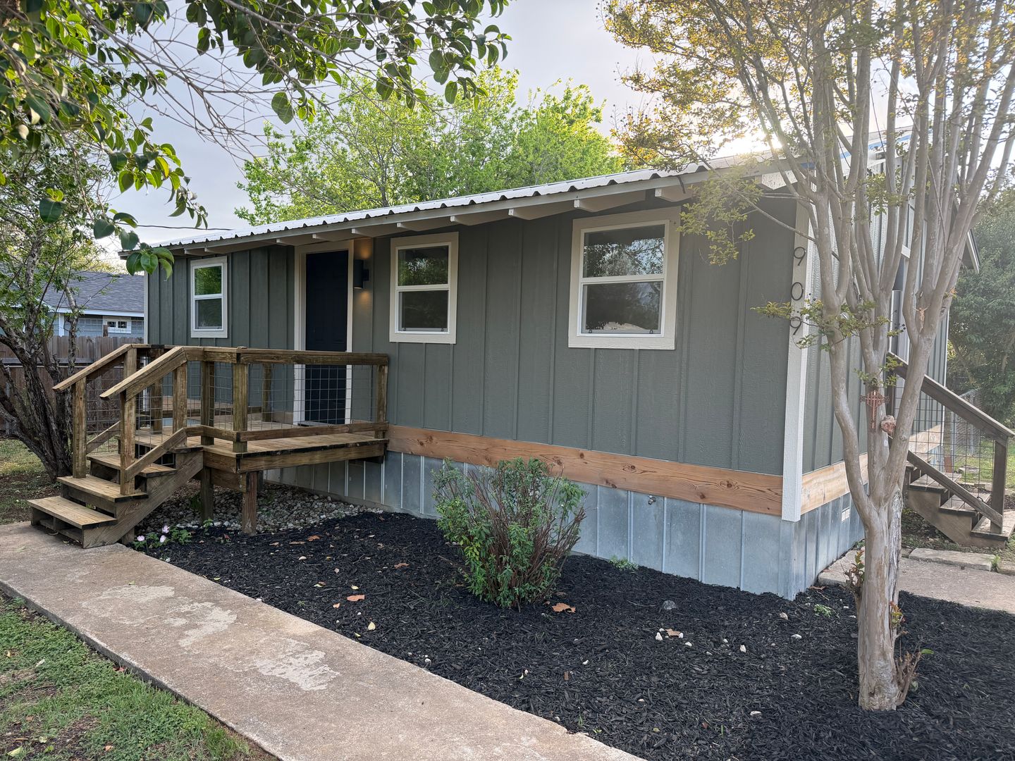 Blanco House: 909 Hackberry