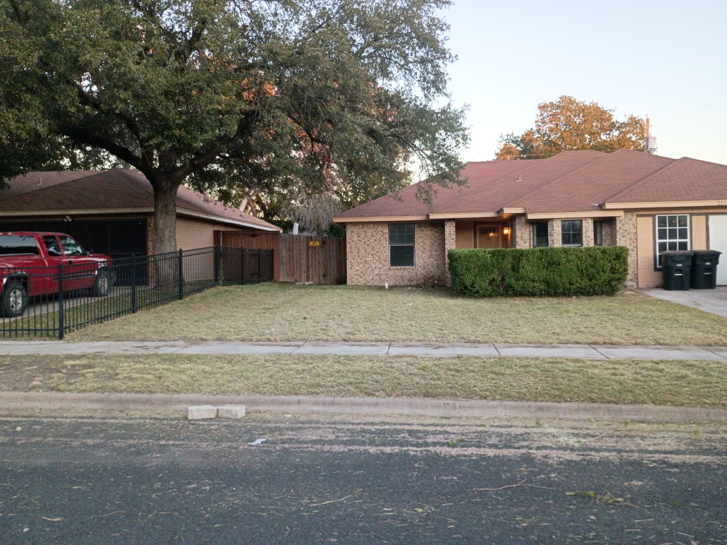 Killeen House: 2604 Lazy Ridge Drive