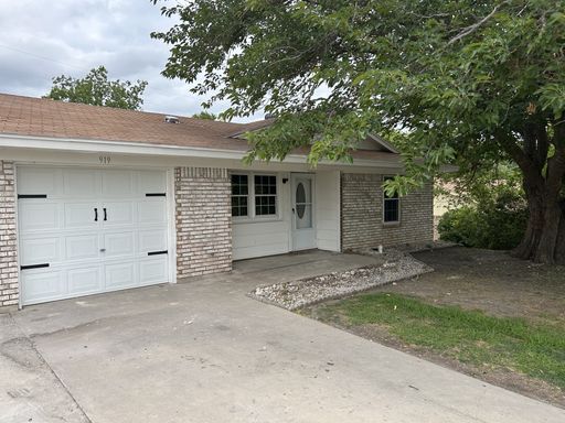 919 Marilyn Drive, Copperas Cove, TX 76522