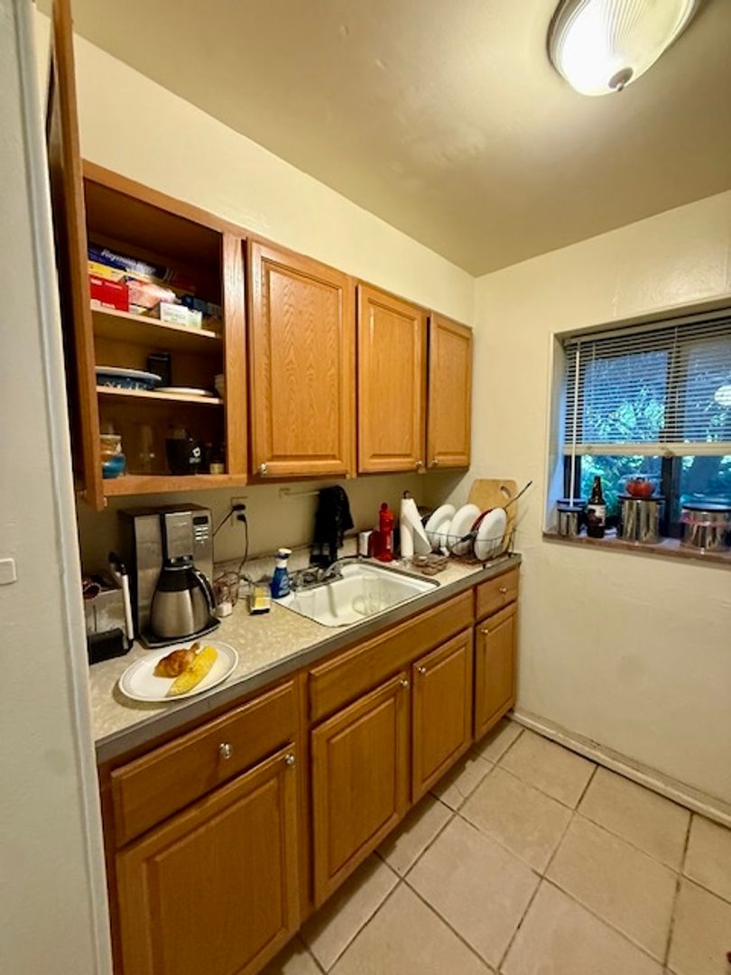 Pittsburgh Apartment: 6301 Fifth Avenue