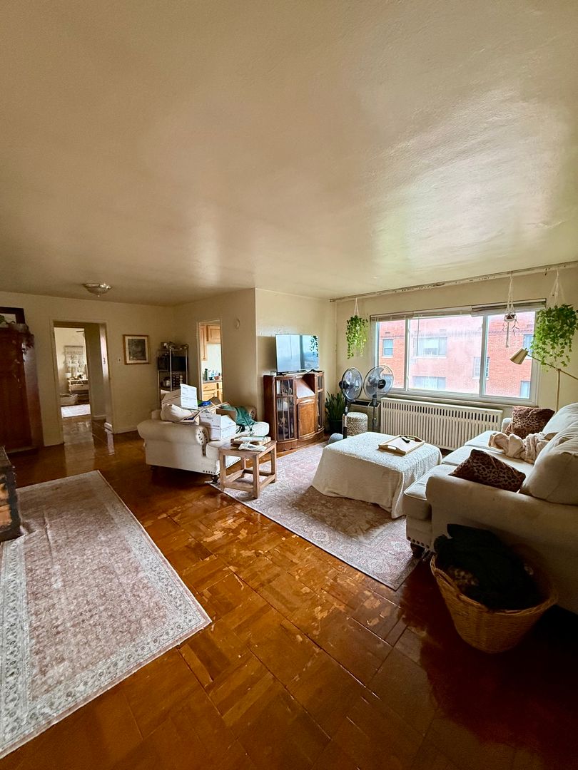 Pittsburgh Apartment: 5700 Fifth Avenue