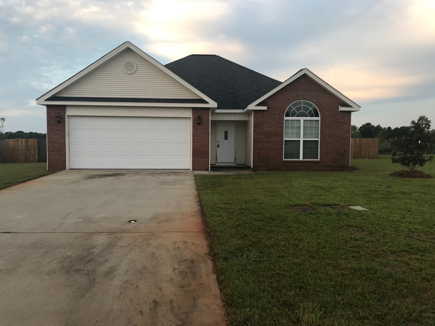 Perry House: 125 Gage Dr