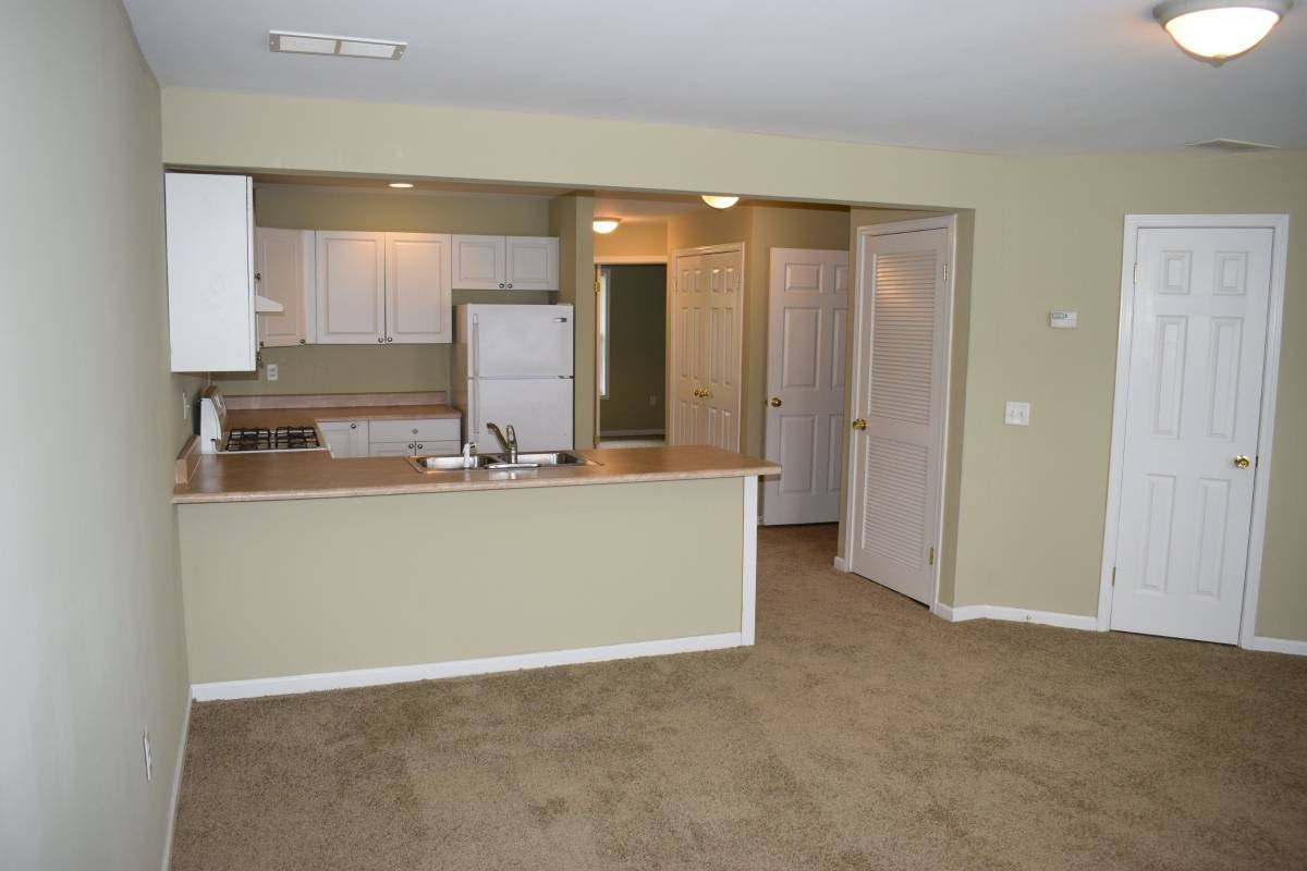 Clover Crossing Apartments 12 of 12