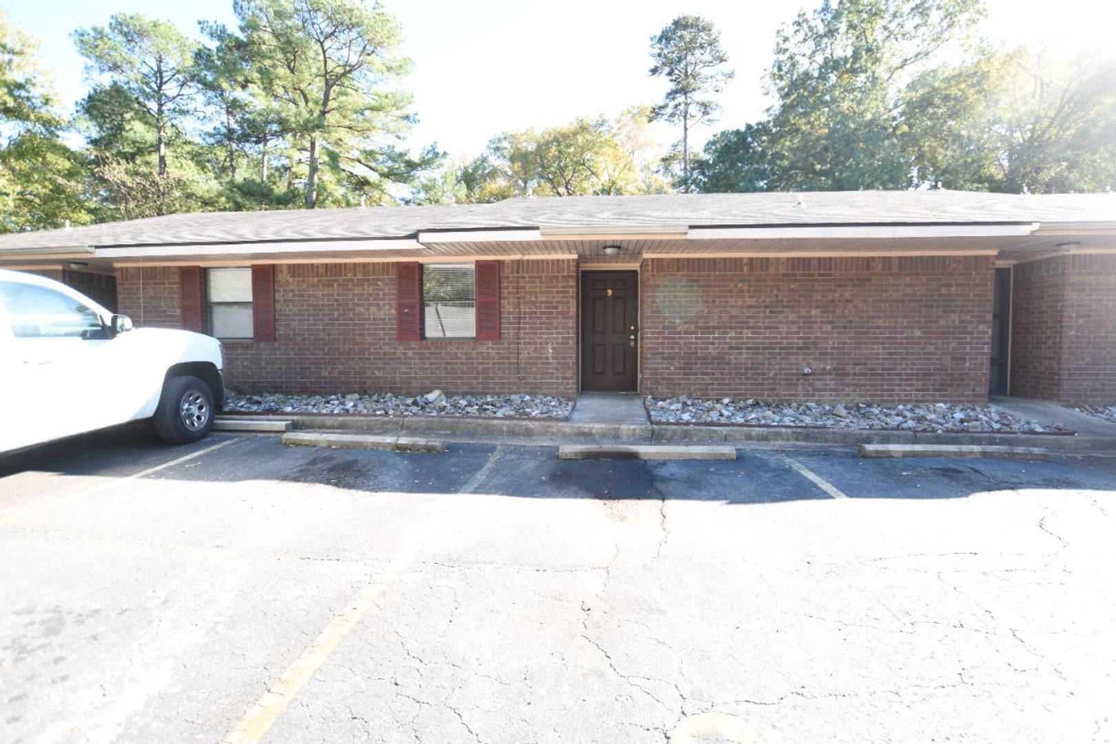 Hot Springs Apartment: 2314 Lakeshore Drive 1-19