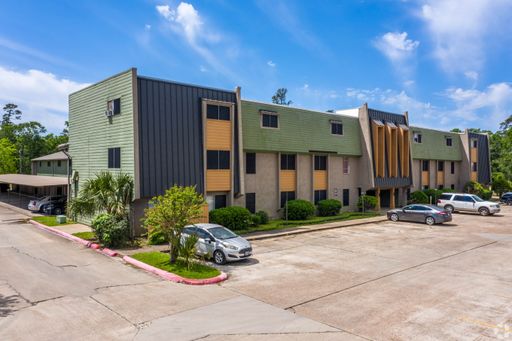 1 Bed/1 Bath Spacious Apartment