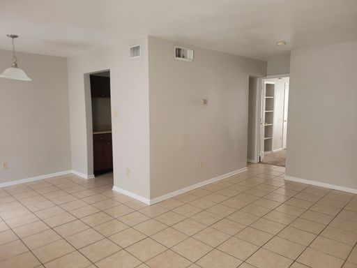 Chateau – 1 Bed / 1 Bath Deluxe