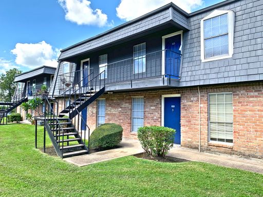 Chateau – 1 Bed / 1 Bath Standard