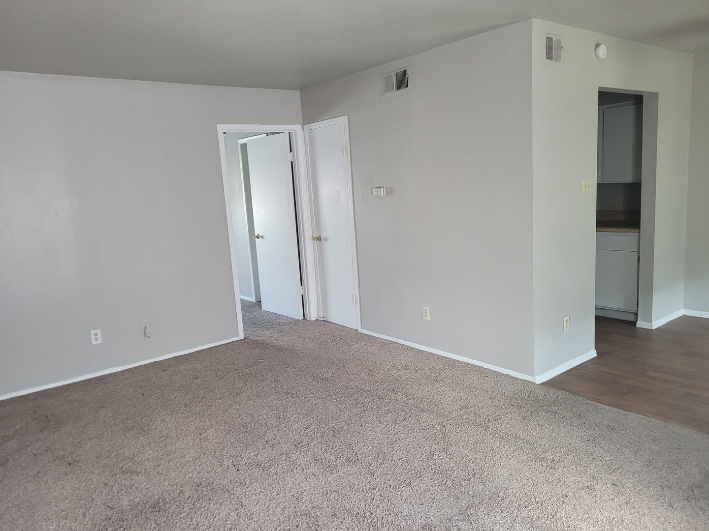 Nederland Apartment: 1003 Avenue B