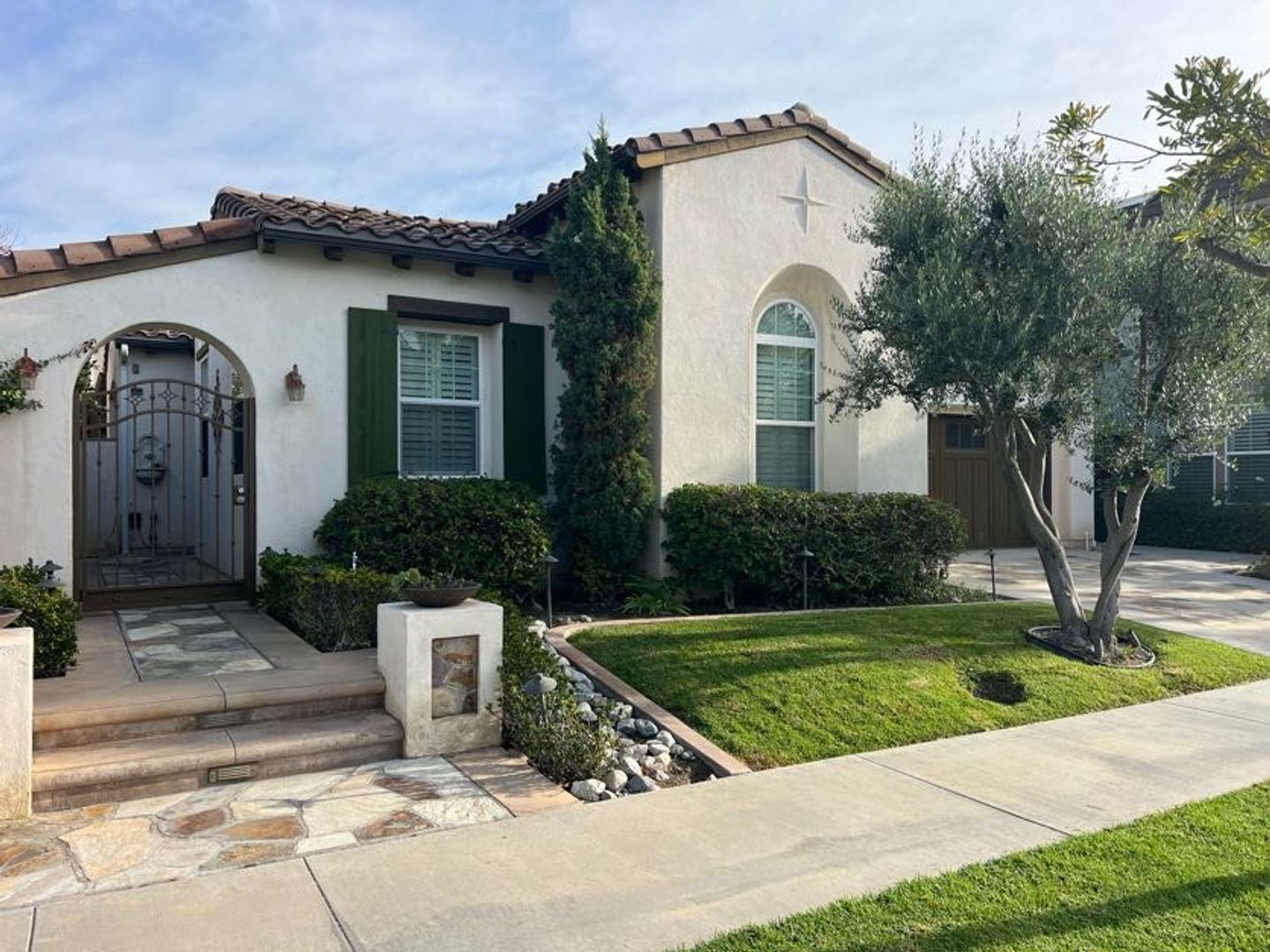 Tustin House: 1411 Kallins St