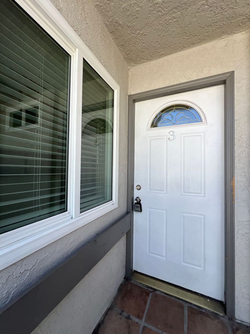 Huntington Beach Apartment: 18661 Libra Circle