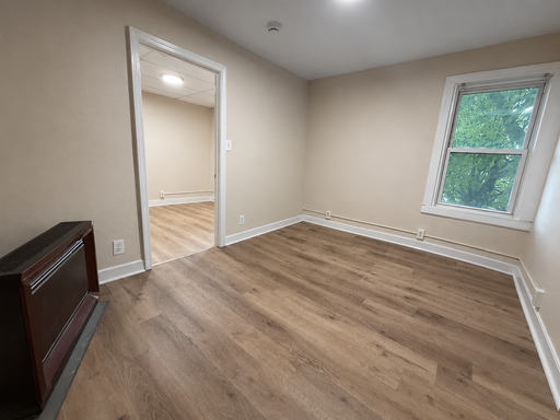 Move-In Ready 1-Bedroom at 28½ Prospect Street
