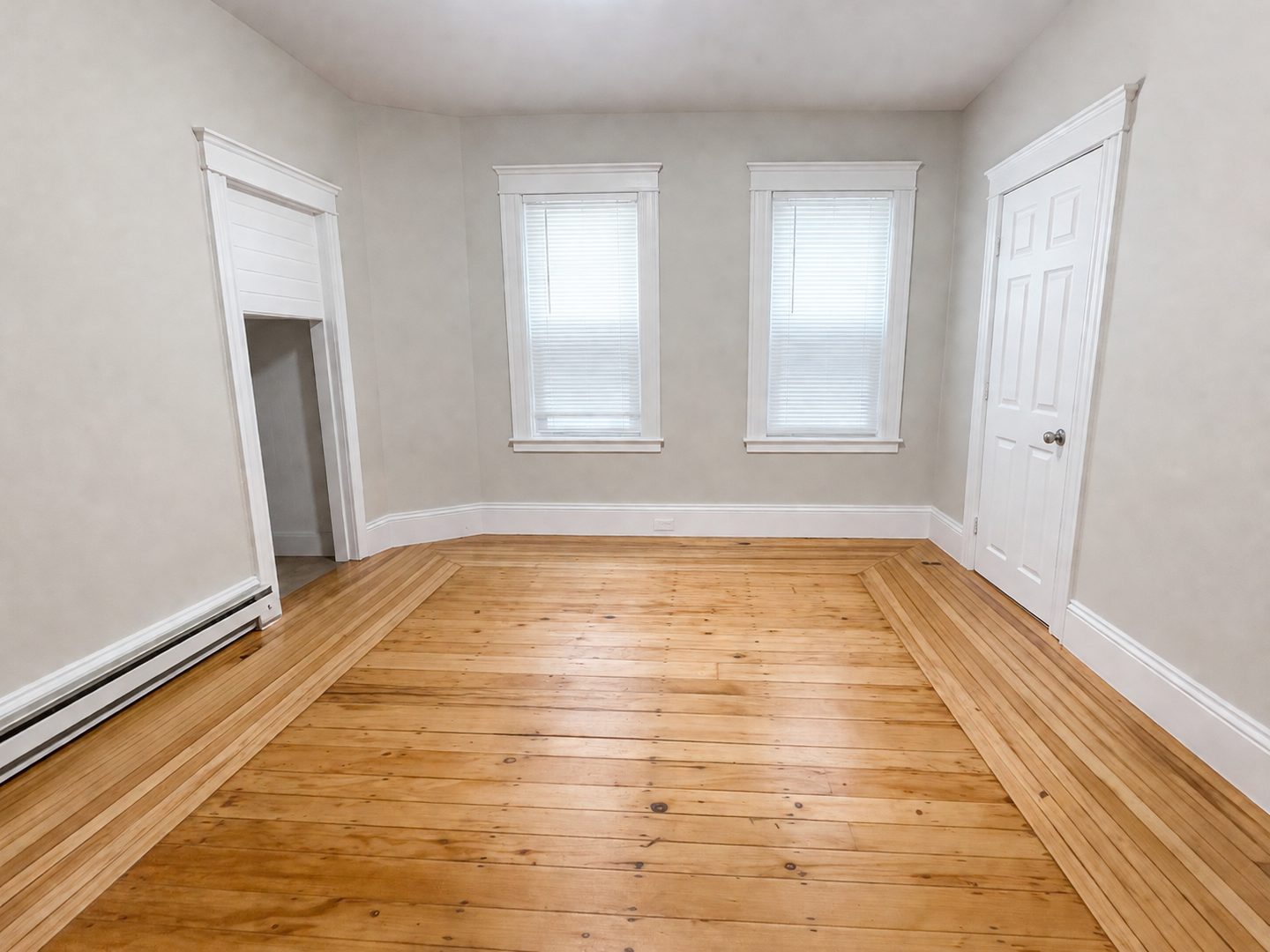 Worcester Apartment: 7 Vinson Street