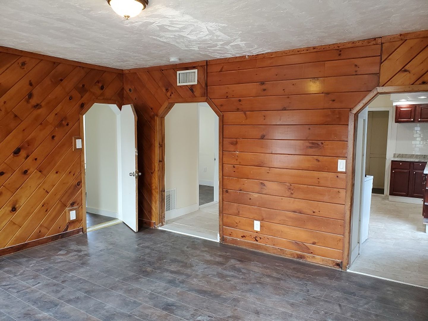 Worcester Apartment: 611 Cambridge Street