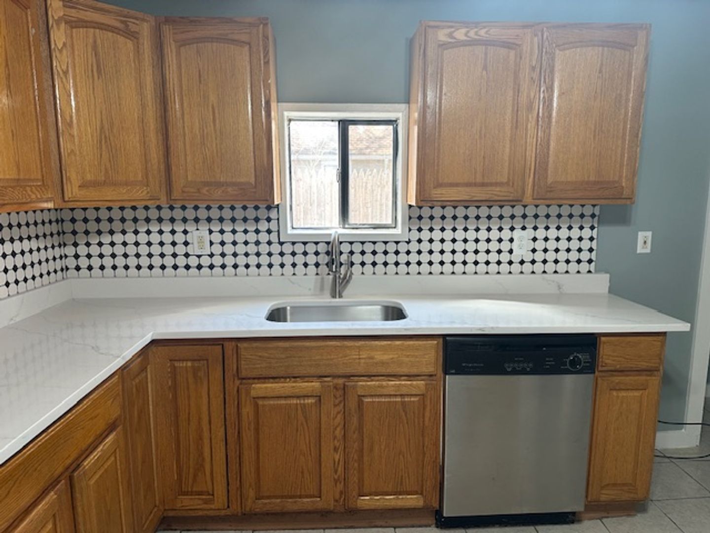 Worcester Apartment: 20 Hancock Street